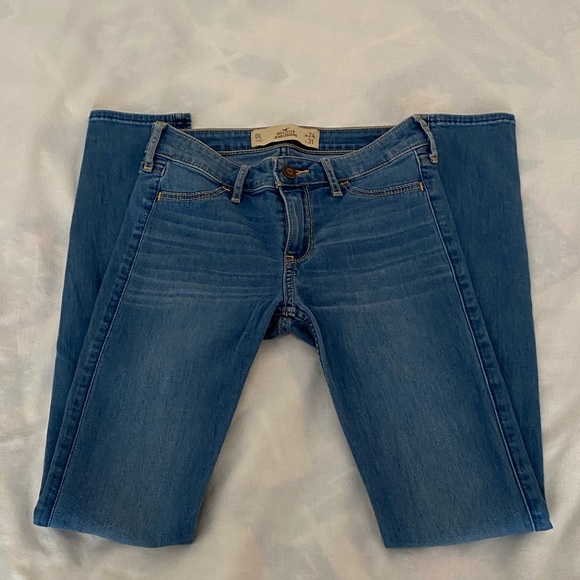 Hollister Skinny Jeans - Picture 1 of 5